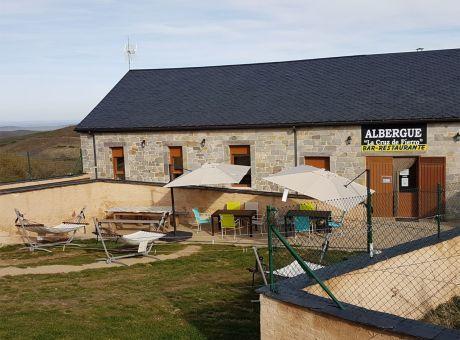 Albergue De Peregrino Cruz De Fierro Foncebadon Exterior photo